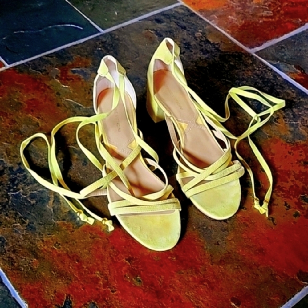 Adrienne Vittadini Alesia Sandal in lemon zest yellow
